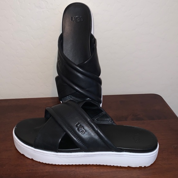 UGG Shoes - UGG BRAND NEW SIZE 10 W ZAYNE CROSSBAND LEATHER SLIDE SANDALS